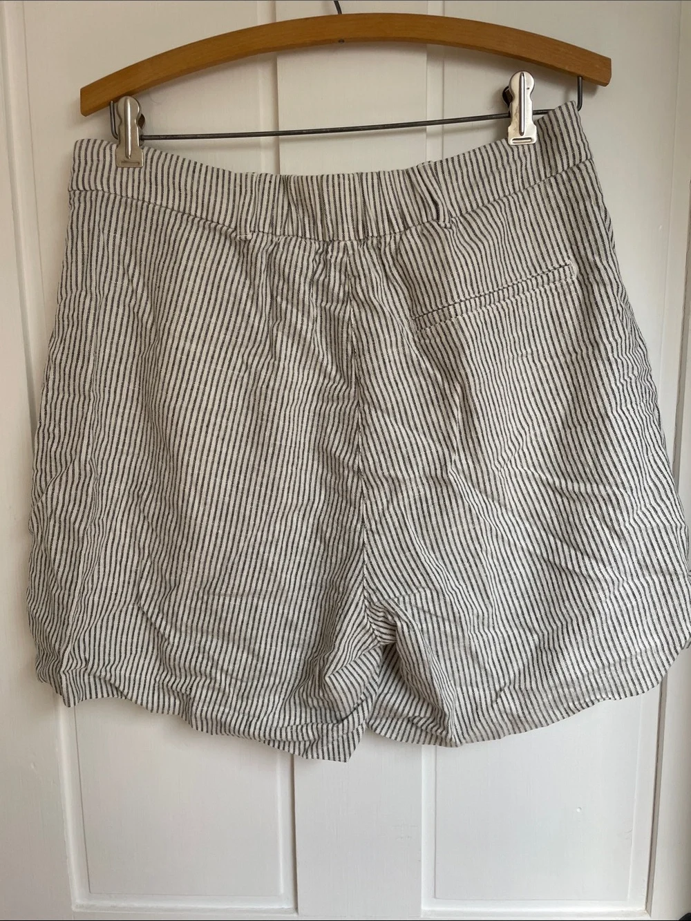 Old Navy White and Gray Pinstriped High-Rise Shorts